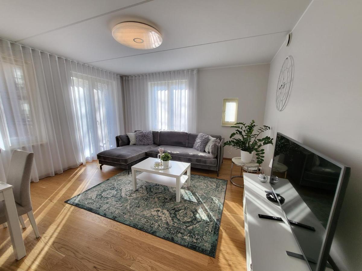 City Center Bright Home Tallinn Exterior foto